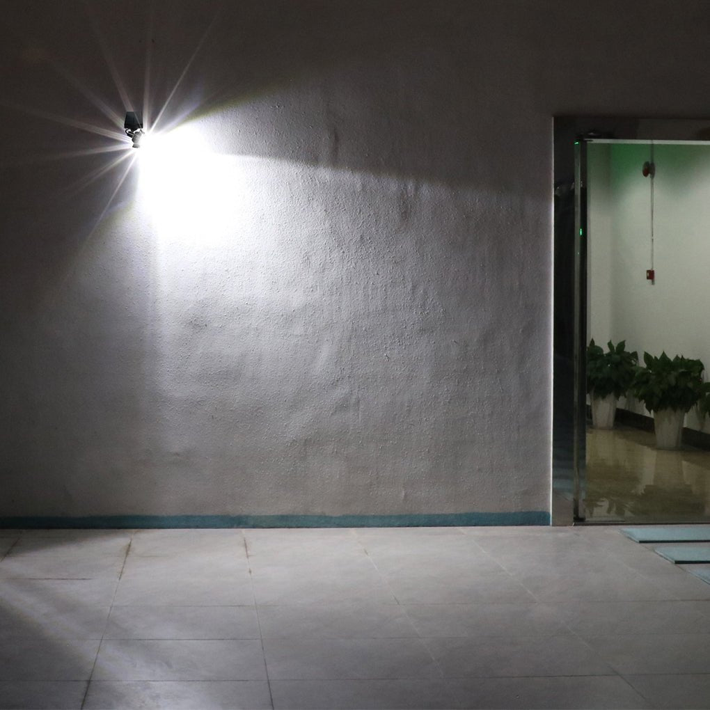 Solar Powered Motion Sensor Outdoor Wall Light with Adjustable LED Spotlight and IP65 Waterproofing