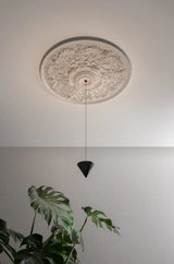 Stralunata Minimalist LED Pendant Light Circular Adjustable Hanging Lamp for Modern Interiors