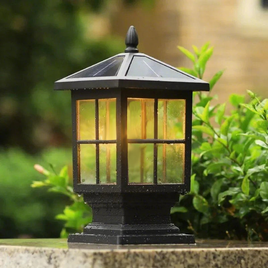 Traditional Square Aluminum Outdoor LED Solar Post Cap Light in Black for Yard and Fence