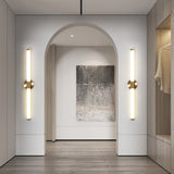 Vertical Gold Tubo Linear LED Wall Lamp Modern Minimalist Architectural Sconce Lighting