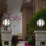 Vintage European Style Waterproof Outdoor Fence Post Cap Light with Round Glass Globe E27