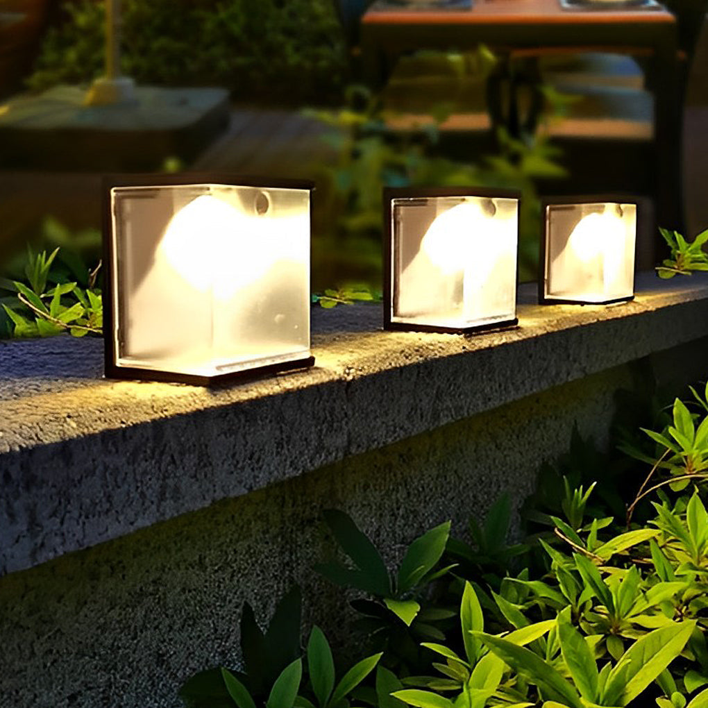 Waterproof Solar LED Motion Sensor Outdoor Wall Light for Garden and Villa