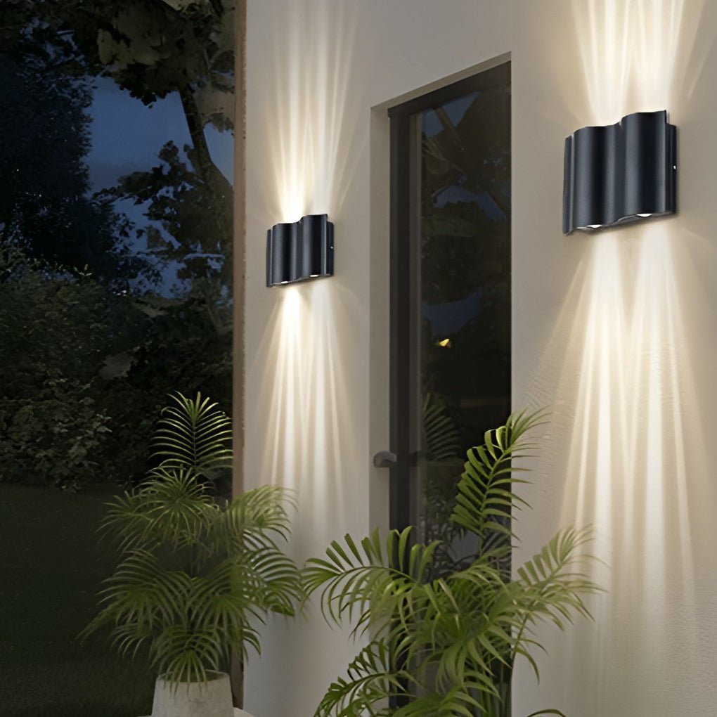 Wave Design Waterproof LED Outdoor Wall Light Aluminum Up and Down Sconce for Porch and Villa