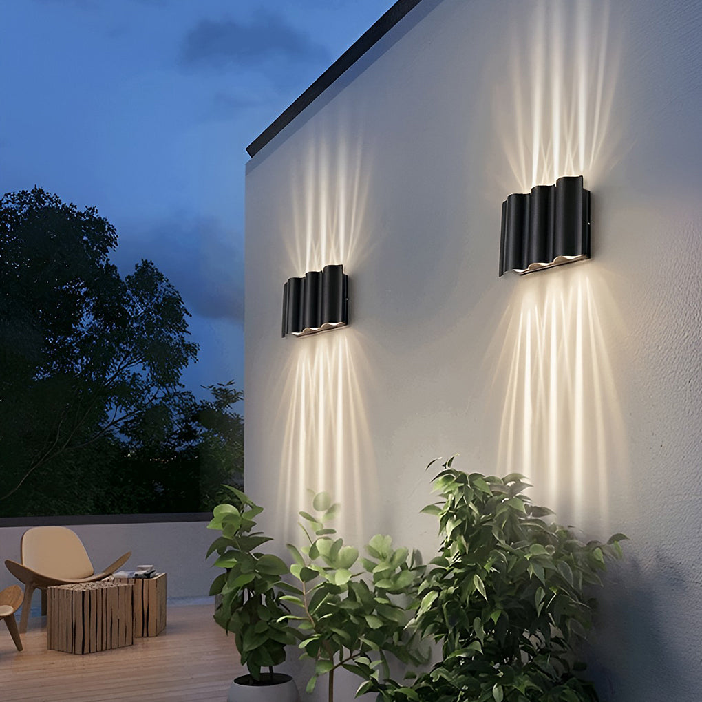 Wave Design Waterproof LED Outdoor Wall Light Aluminum Up and Down Sconce for Porch and Villa