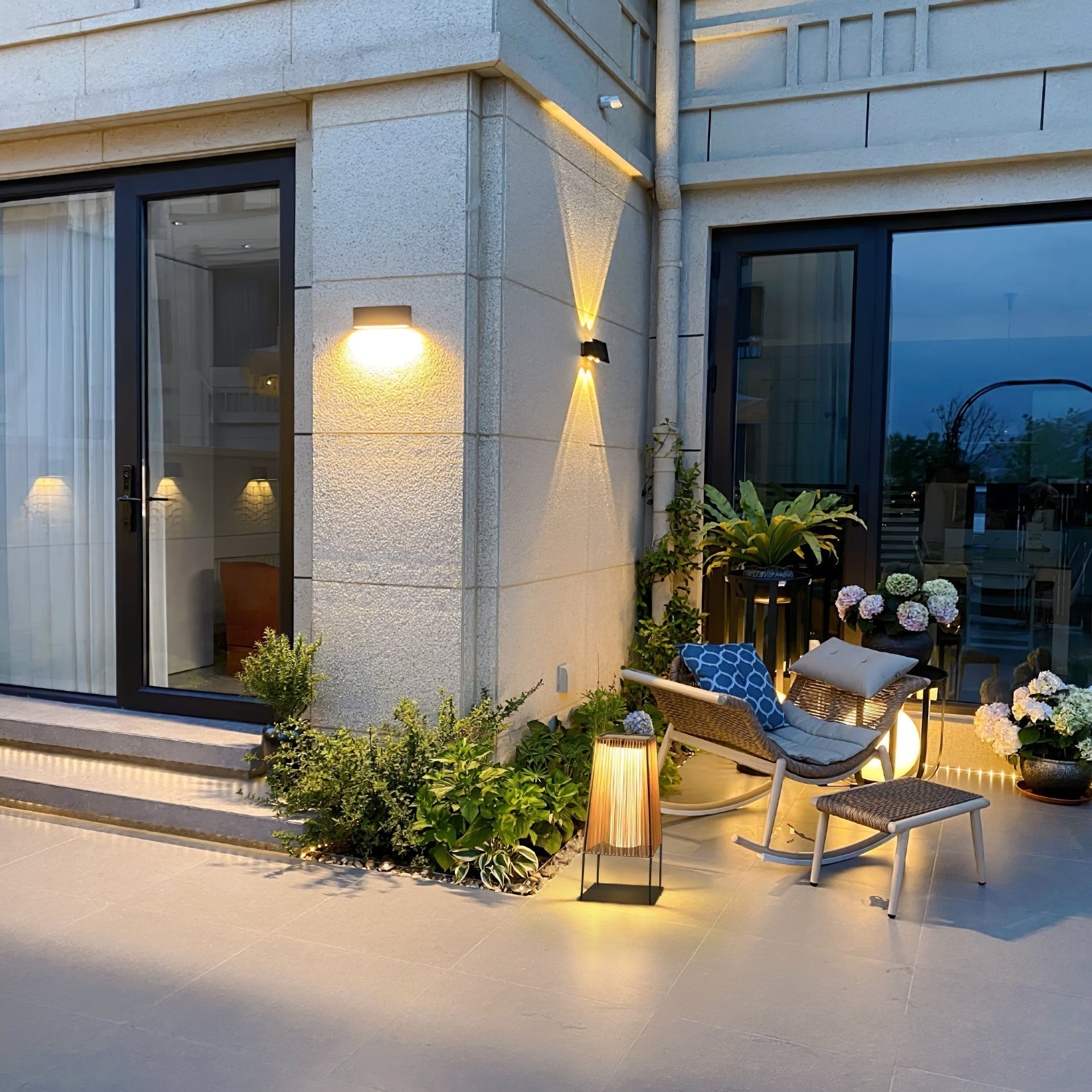 weatherproof-plastic-rattan-outdoor-post-light-for-garden-path-with-solar-and-hardwired-options
