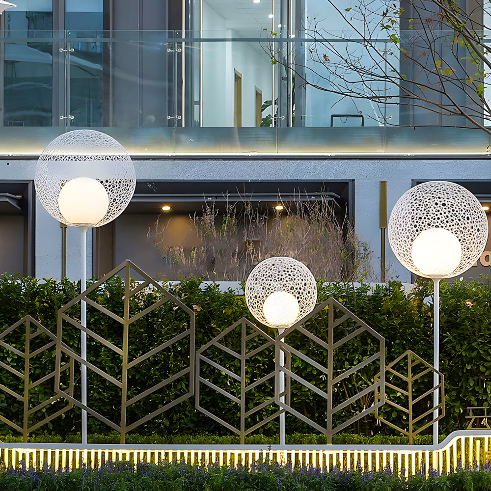 White Solar Powered Dandelion Sphere Garden Stake LED Outdoor Landscape Light