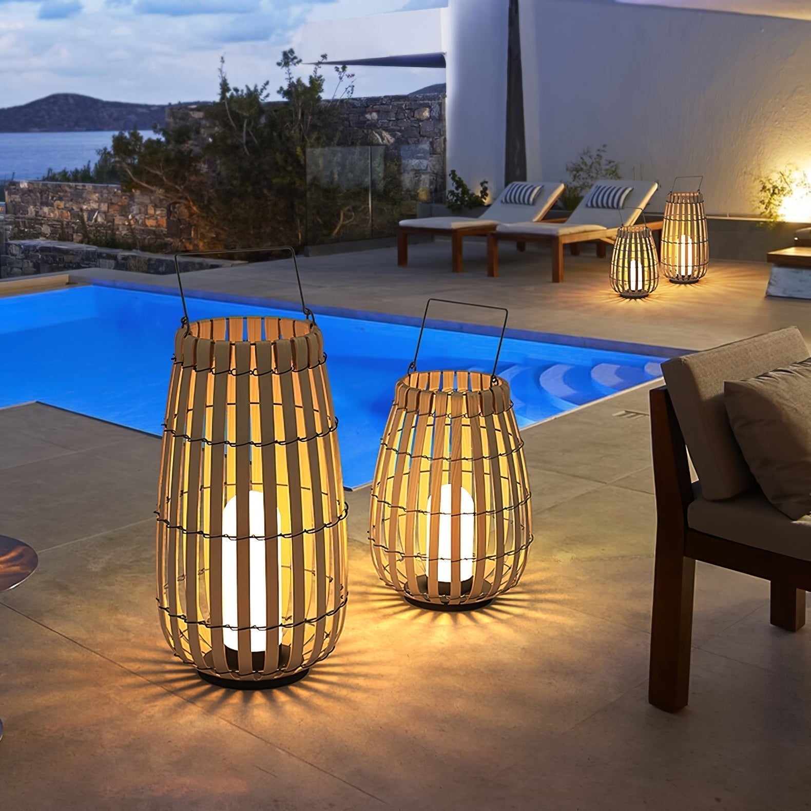 Woven Rattan Landscape Lantern Outdoor Floor Lamp IP65 Waterproof Garden Light