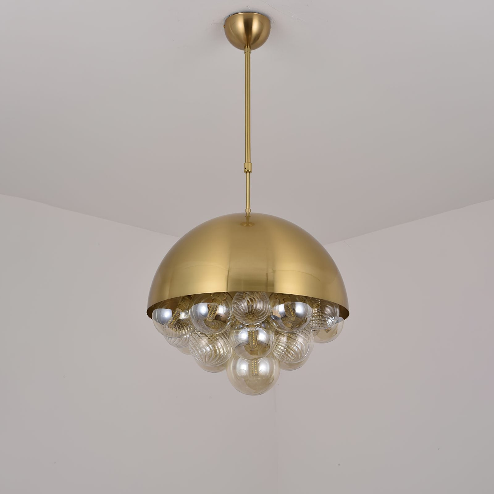 artistic-dream-bubble-glass-pendant-light-for-modern-living-room-and-dining-areas