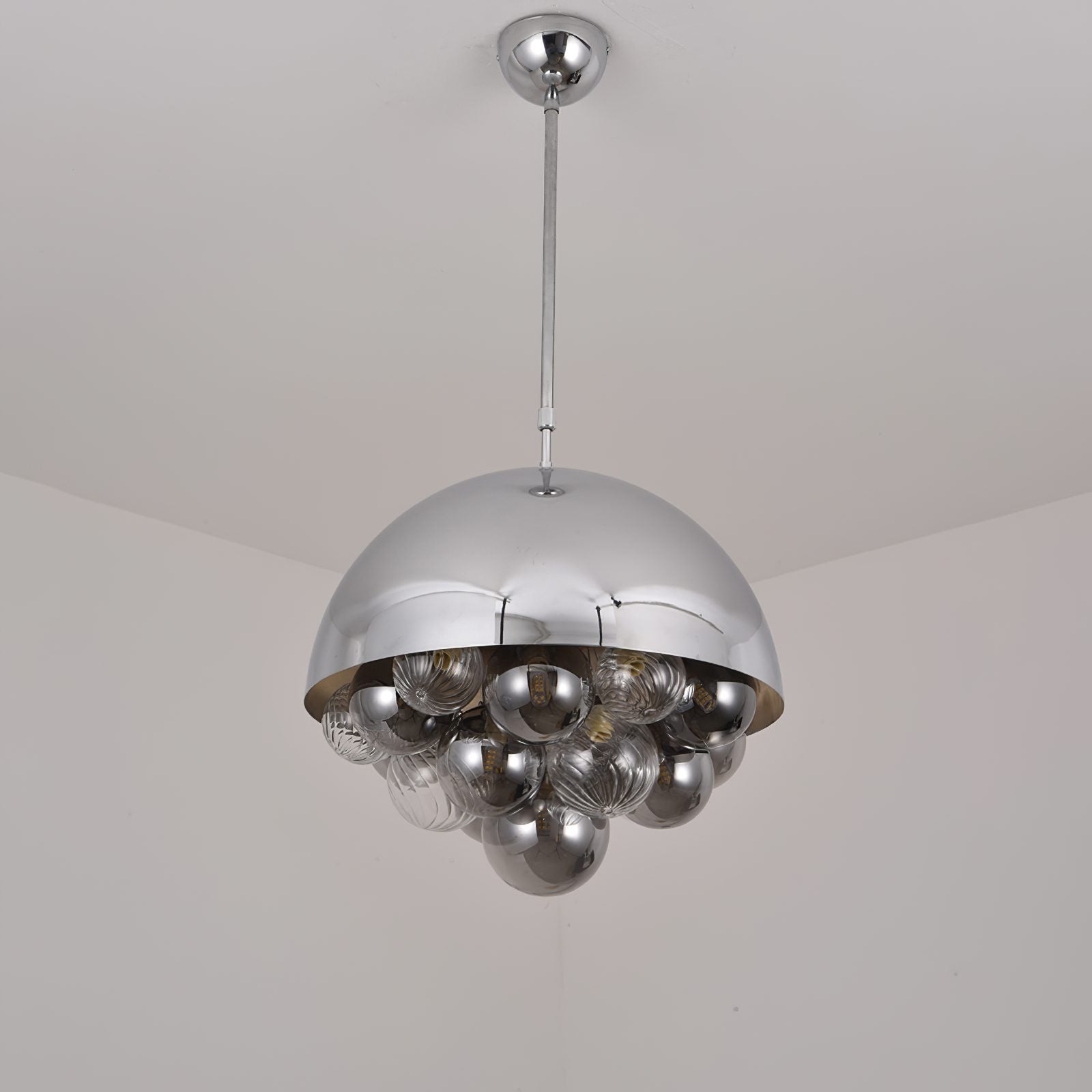 artistic-dream-bubble-glass-pendant-light-for-modern-living-room-and-dining-areas