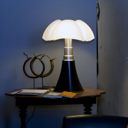 Allo Living Modern Creative Flower Table Lamp