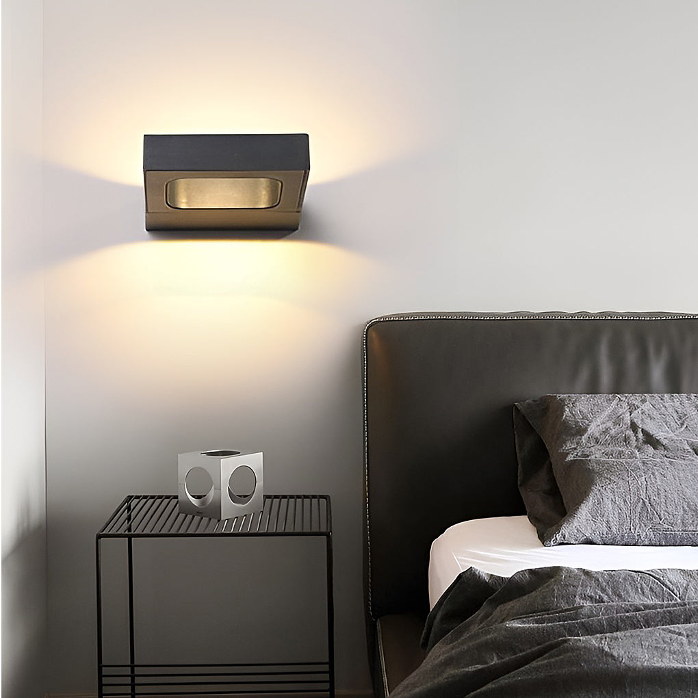 360 Degree Rotatable LED Wall Sconce Modern Iron Indoor Lighting Fixture for Bedroom and Living Room
