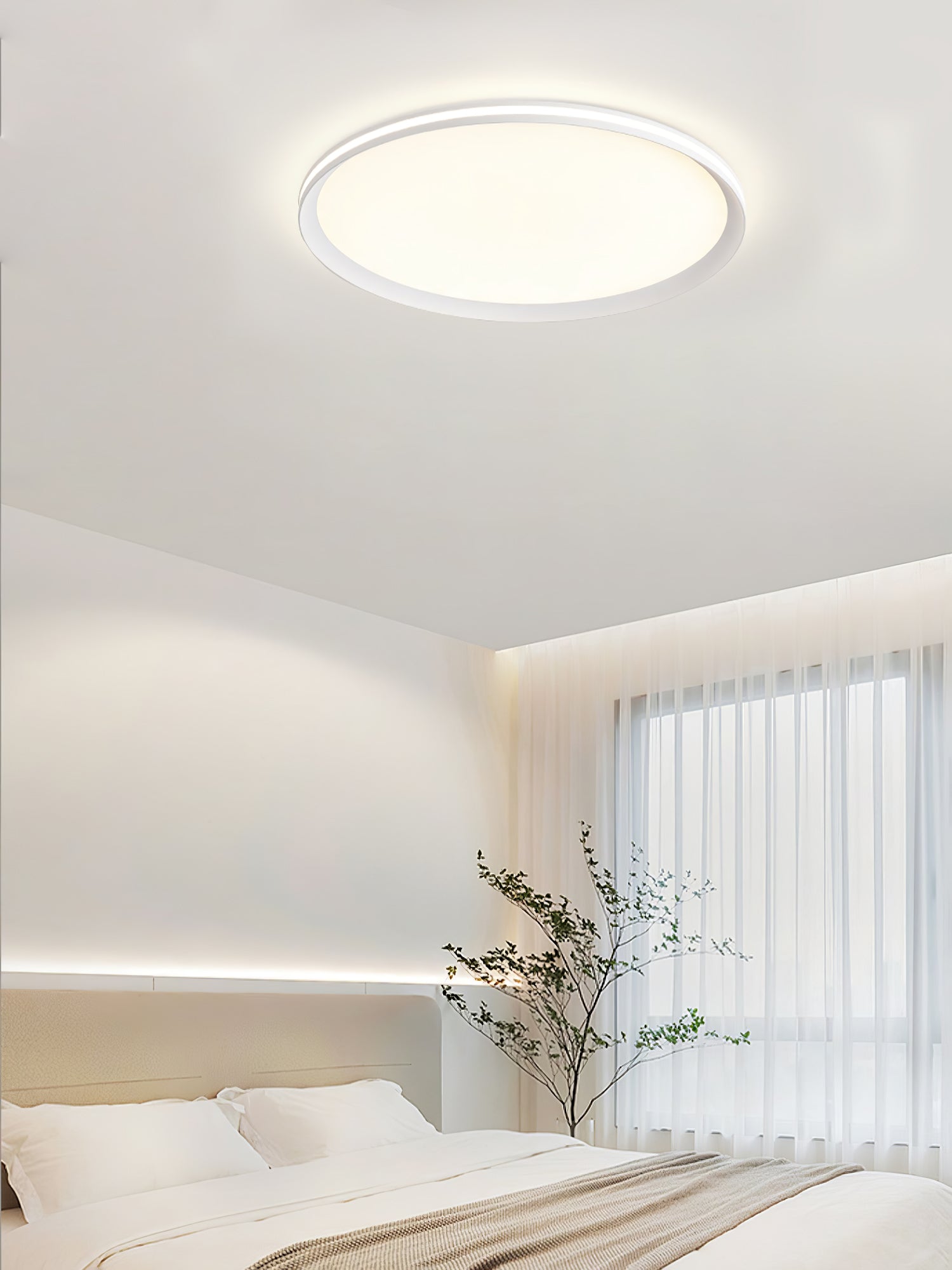 Modern Round Acrylic LED Flush Mount Ceiling Light for Living Room and Kitchen