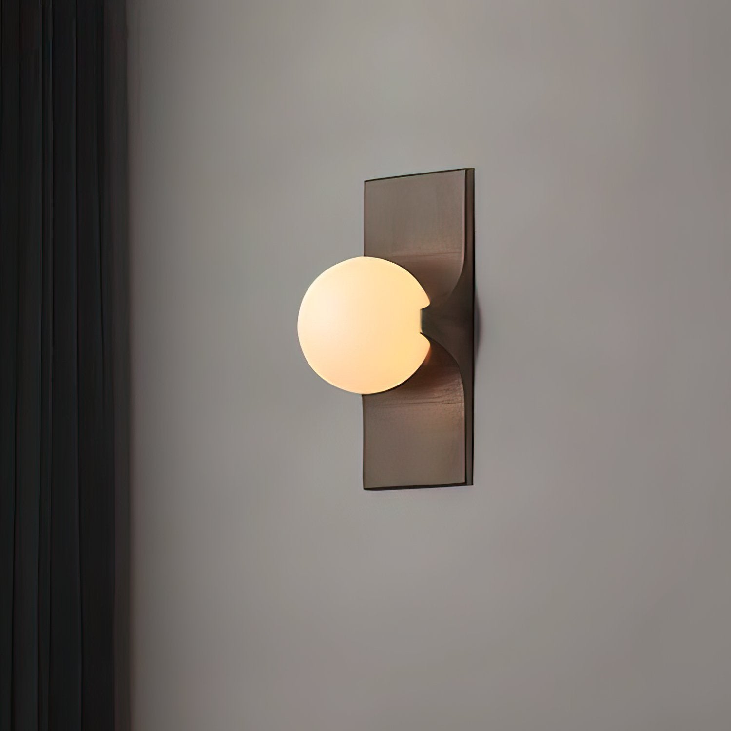 adrion-natural-alabaster-stone-wall-sconce-modern-luxury-g9-led-interior-lighting-white-and-bronze