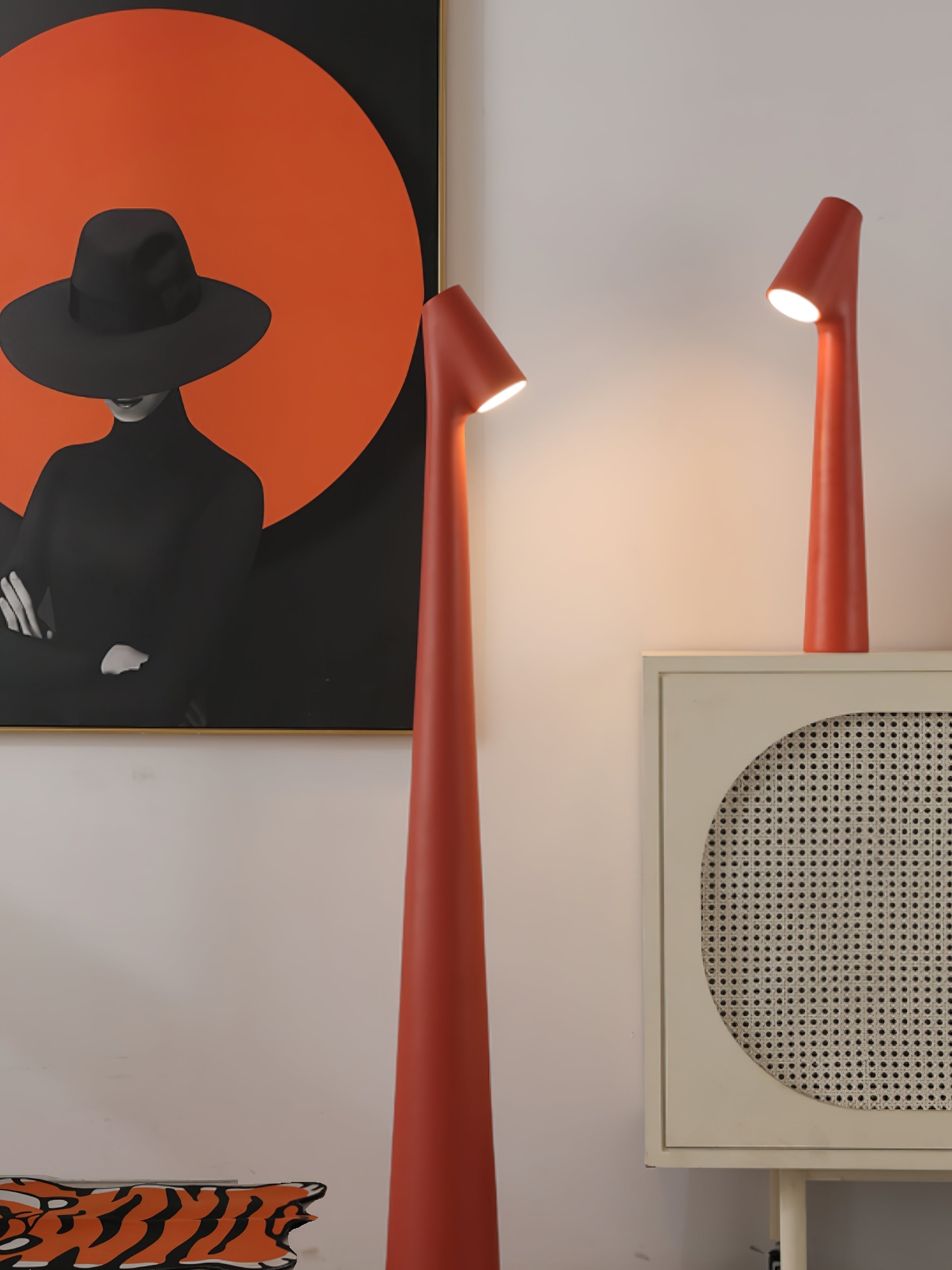 Geometric Resin Floor Lamp Minimalist Reading Light for Modern Interiors