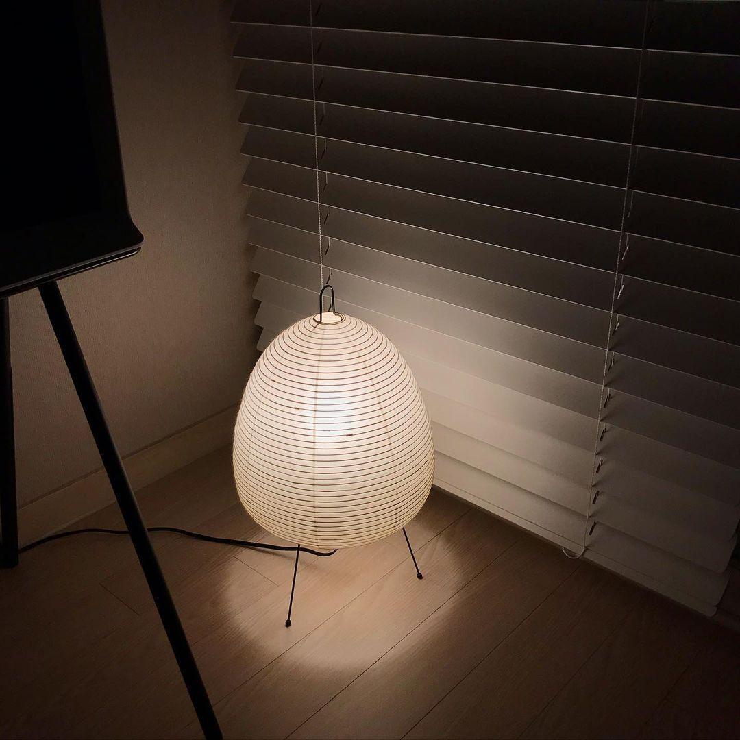 japanese-washi-paper-lantern-table-lamp-artisan-mulberry-paper-desk-light