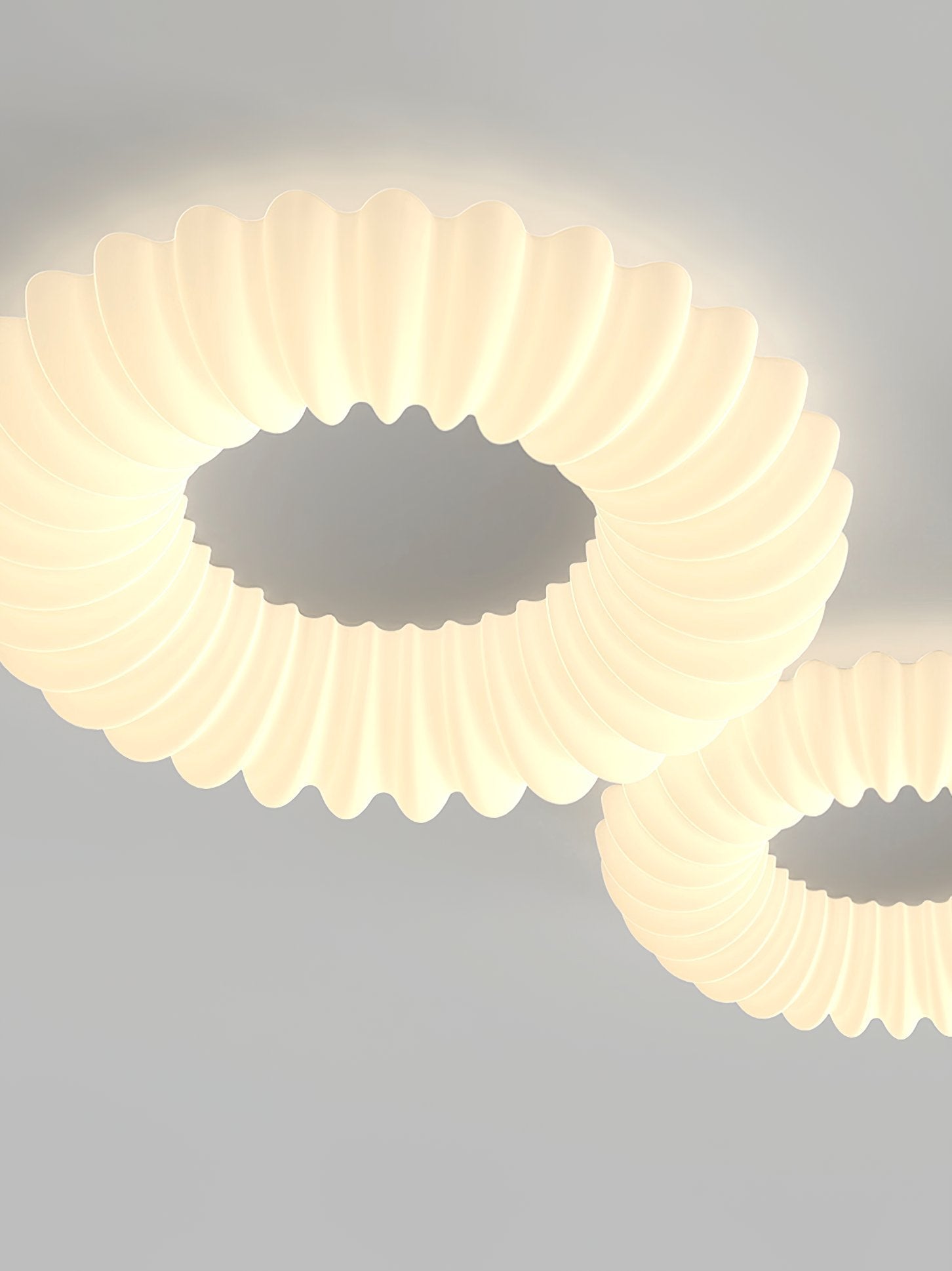 round-modern-led-flush-mount-ceiling-light-with-three-color-temperature-modes-and-white-finish