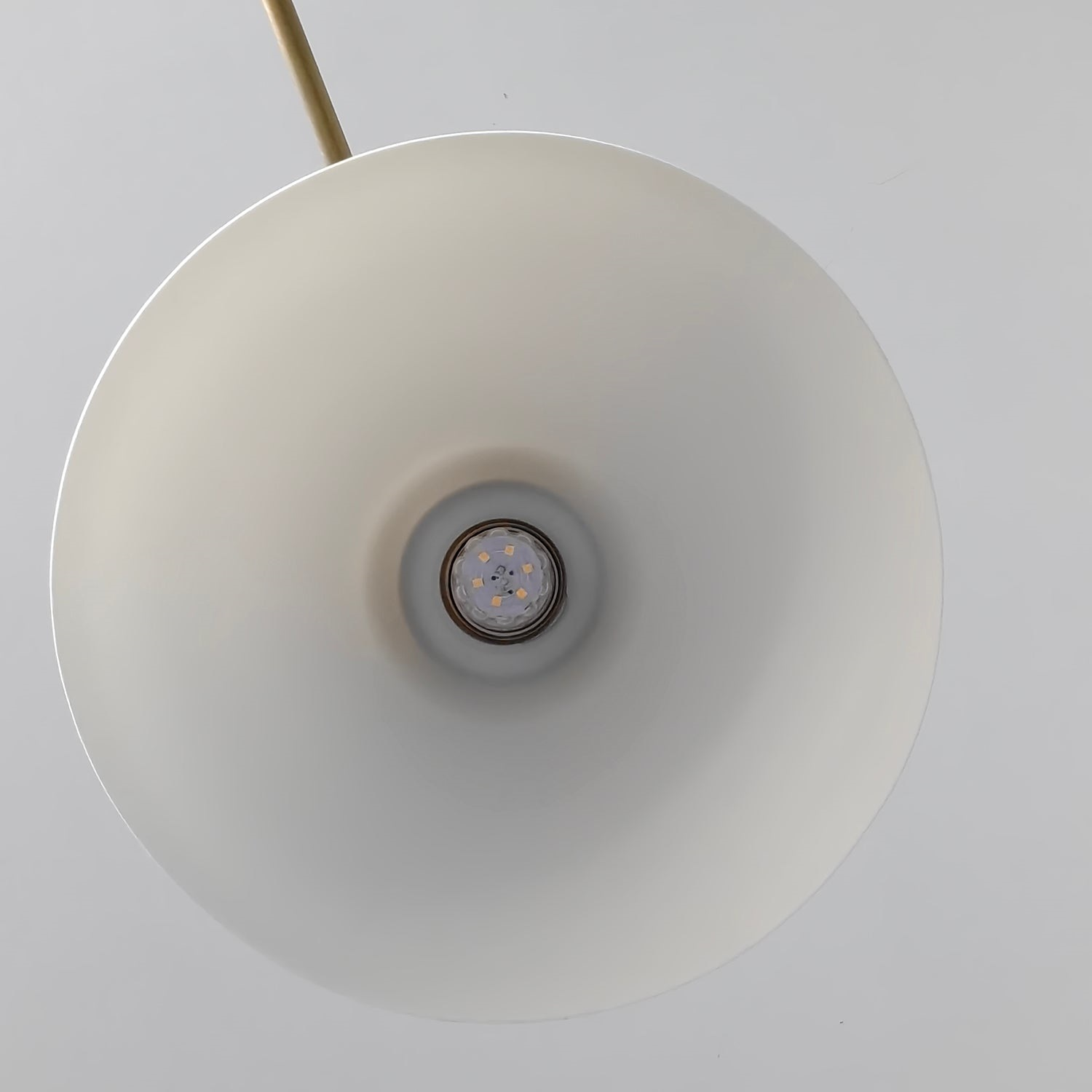 modern-linear-brass-chandelier-with-white-ceramic-shades-for-kitchen-island-and-dining-room