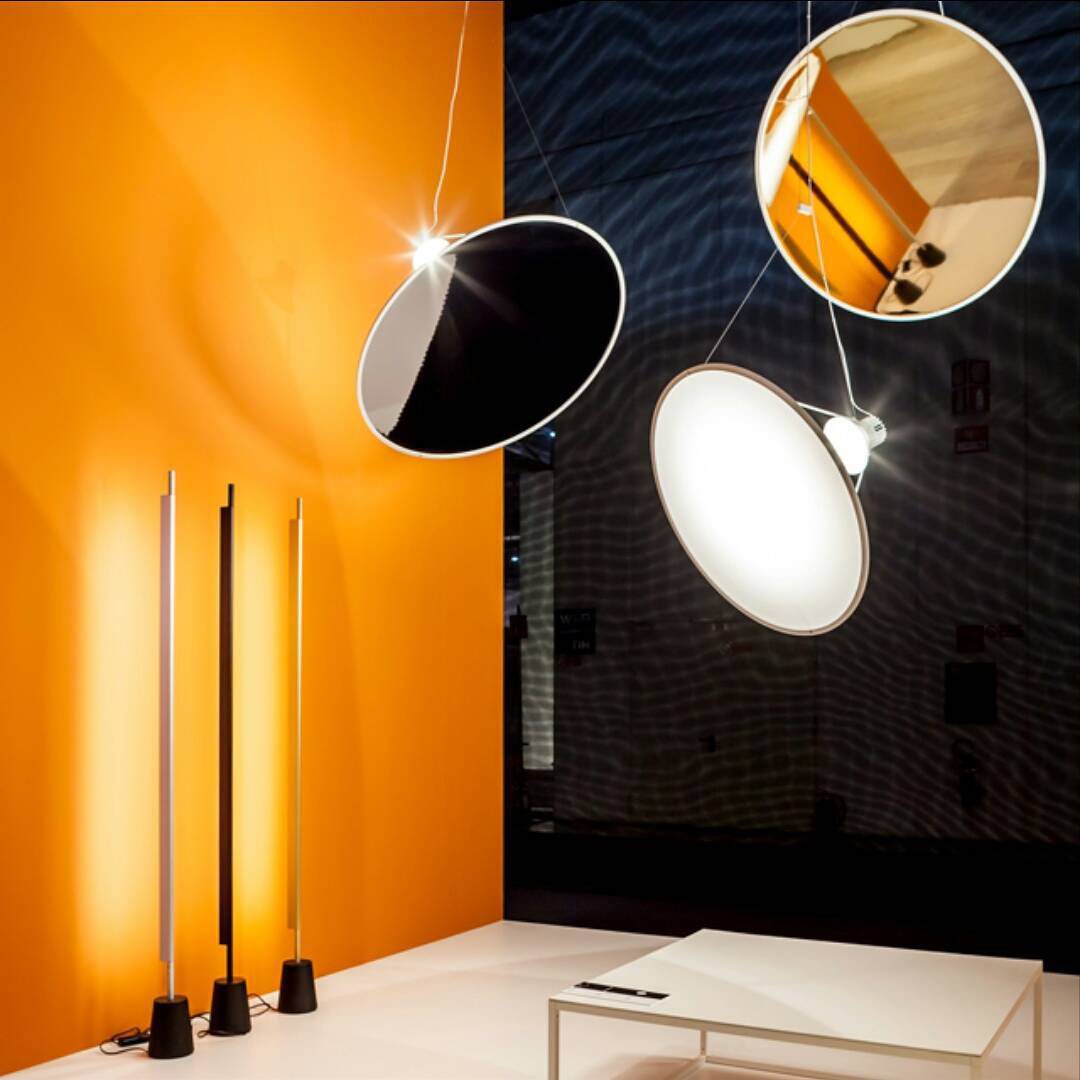 modern-minimalist-circular-led-pendant-light-with-adjustable-large-disk-for-contemporary-interiors