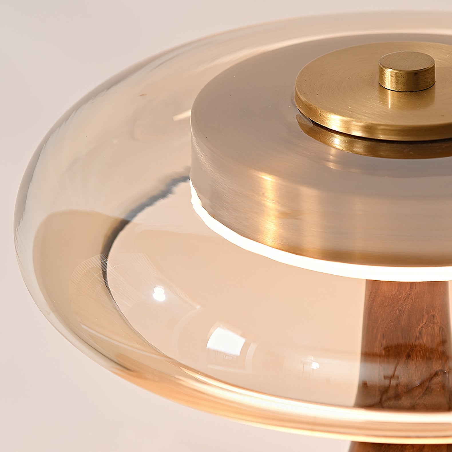 vintage-style-brass-and-walnut-wood-table-lamp-with-cognac-glass-shade