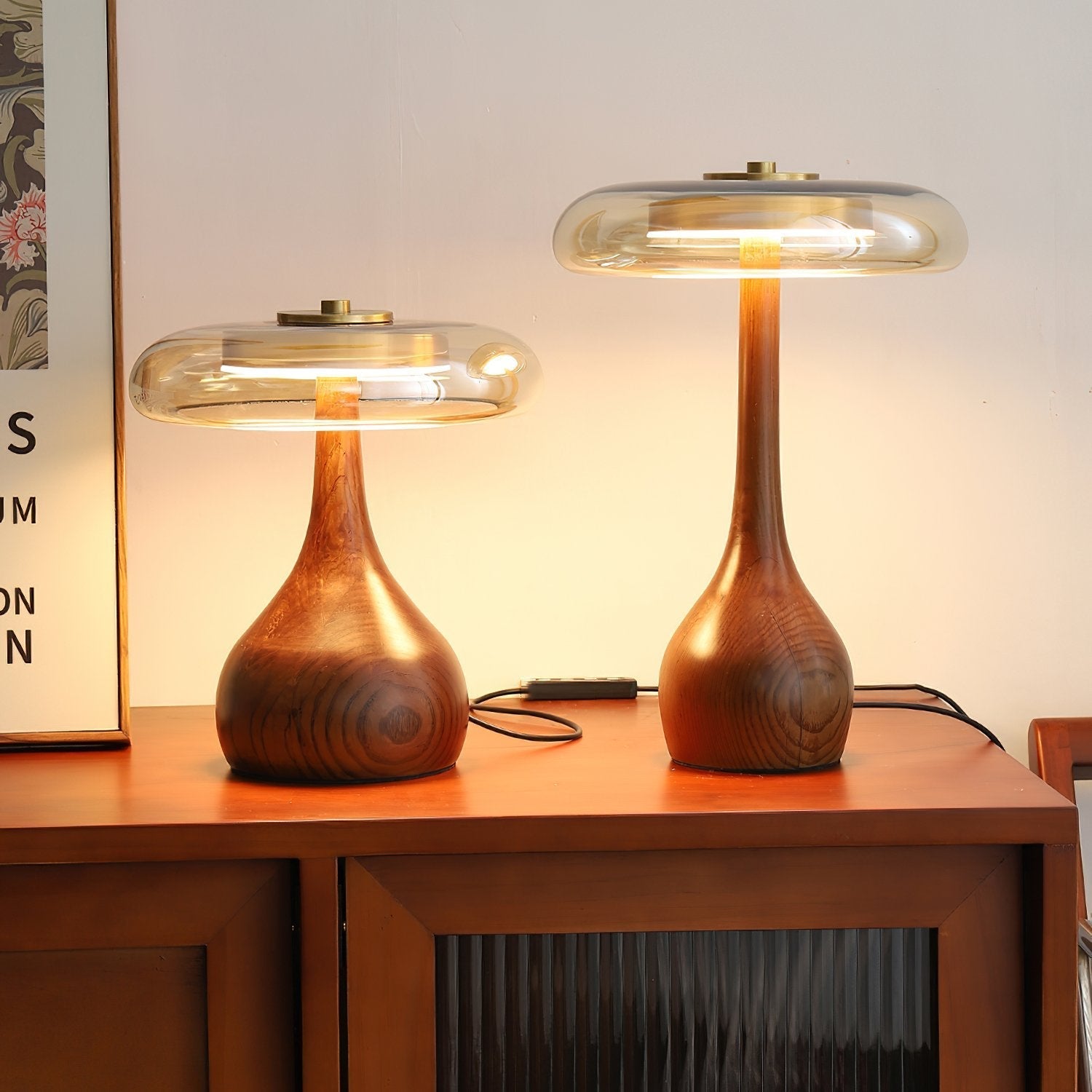 vintage-style-brass-and-walnut-wood-table-lamp-with-cognac-glass-shade