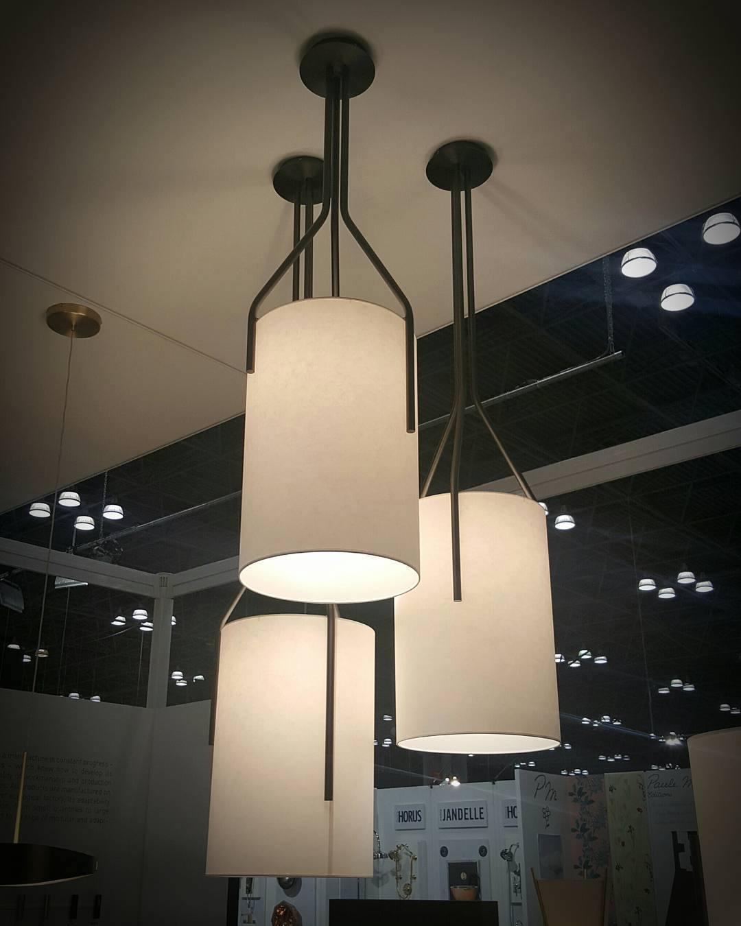 arborescence-modern-minimalist-brass-pendant-lamp-with-sophisticated-white-linen-shade