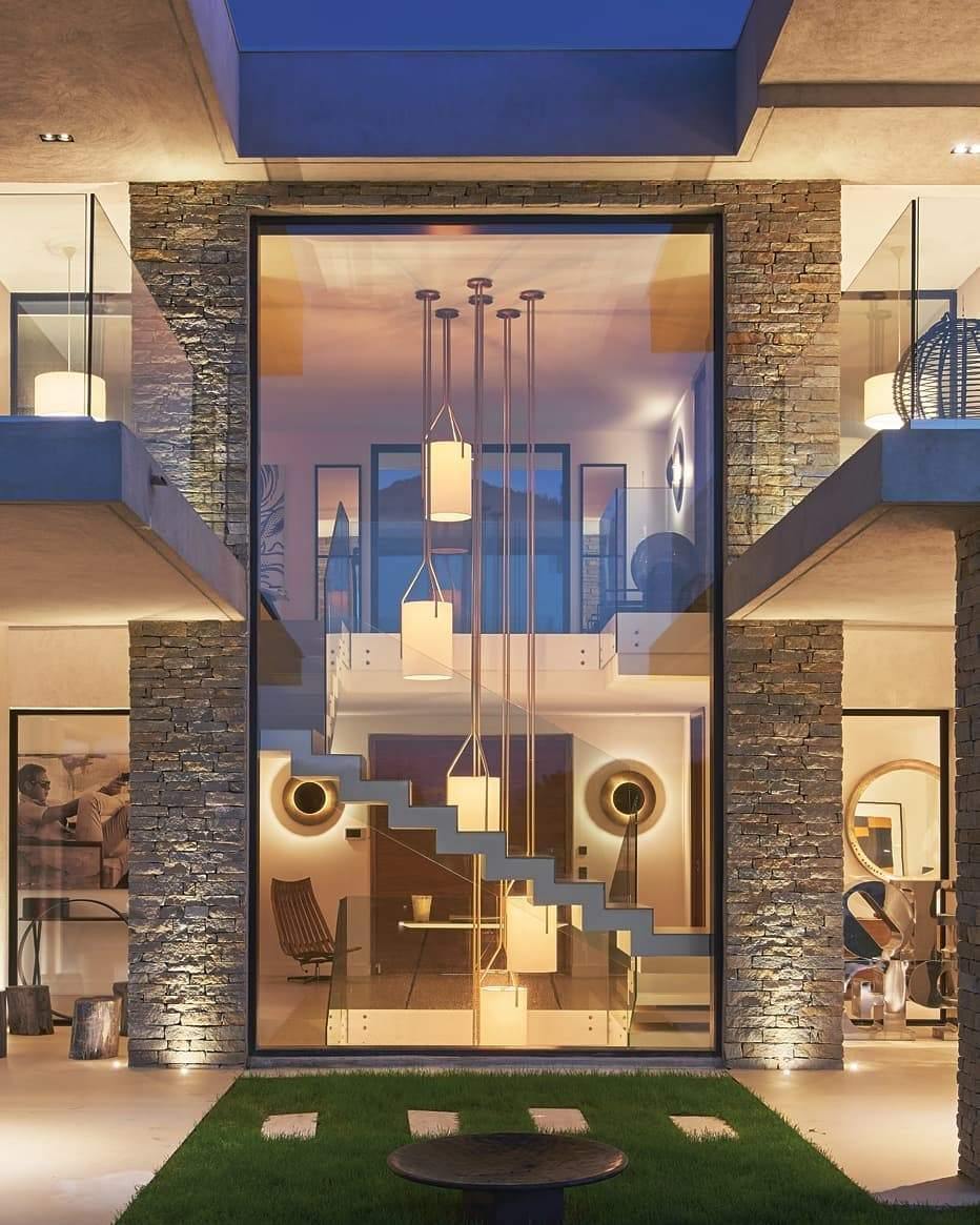 arborescence-modern-minimalist-brass-pendant-lamp-with-sophisticated-white-linen-shade