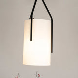 arborescence-modern-minimalist-brass-pendant-lamp-with-sophisticated-white-linen-shade