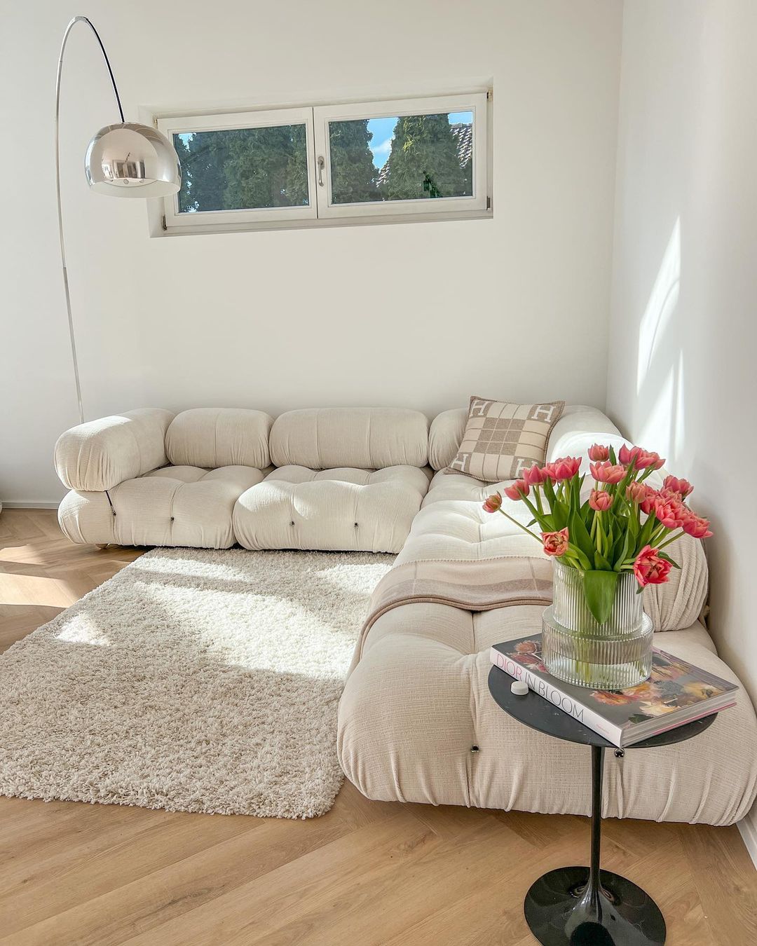 modern-arched-stainless-steel-floor-lamp-with-white-marble-base-for-living-room-and-office-polished-silver