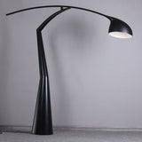 contemporary-sculptural-arc-floor-lamp-in-matte-black-for-modern-living-rooms