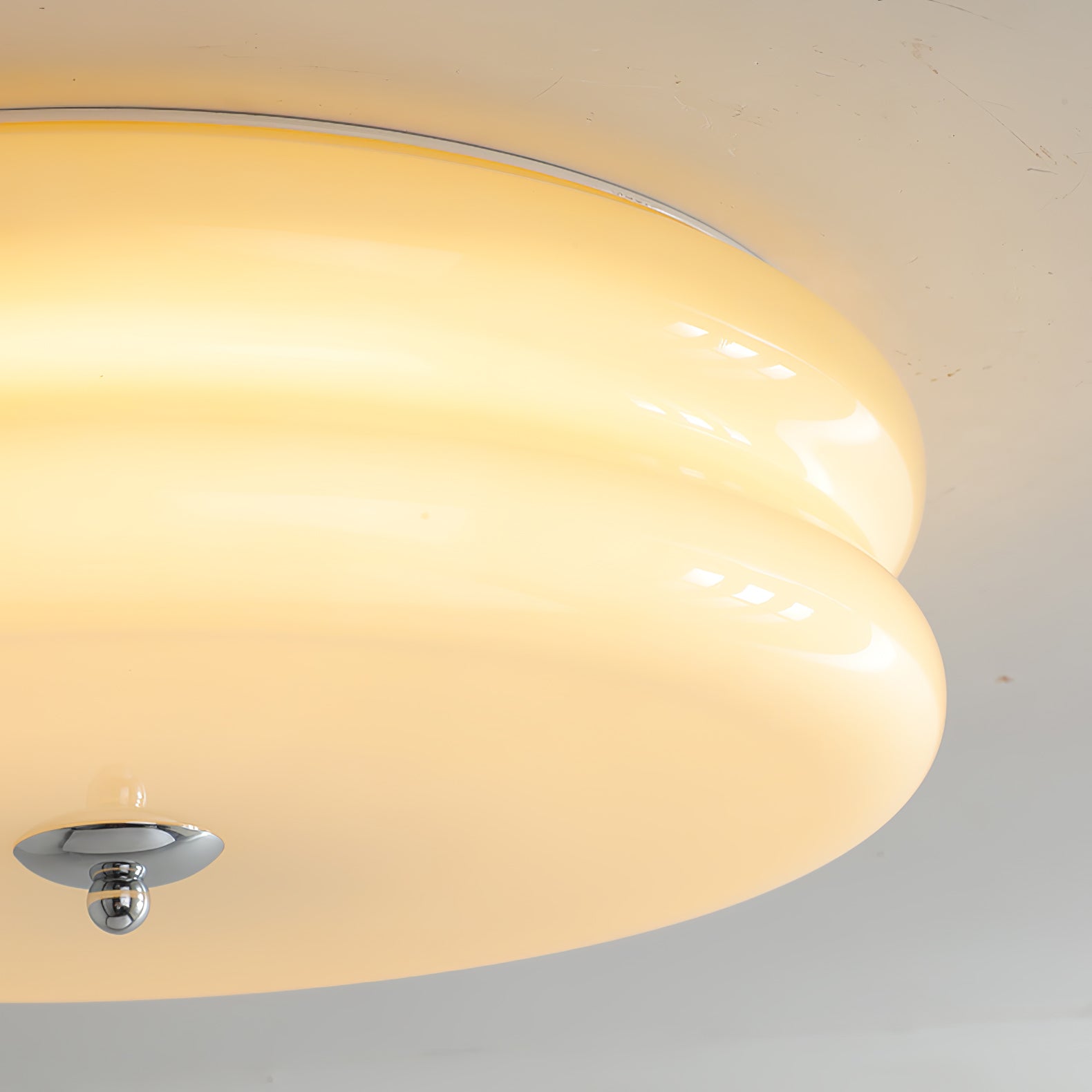 Vintage Art Deco Integrated LED Flush Mount Ceiling Light for Modern Interiors