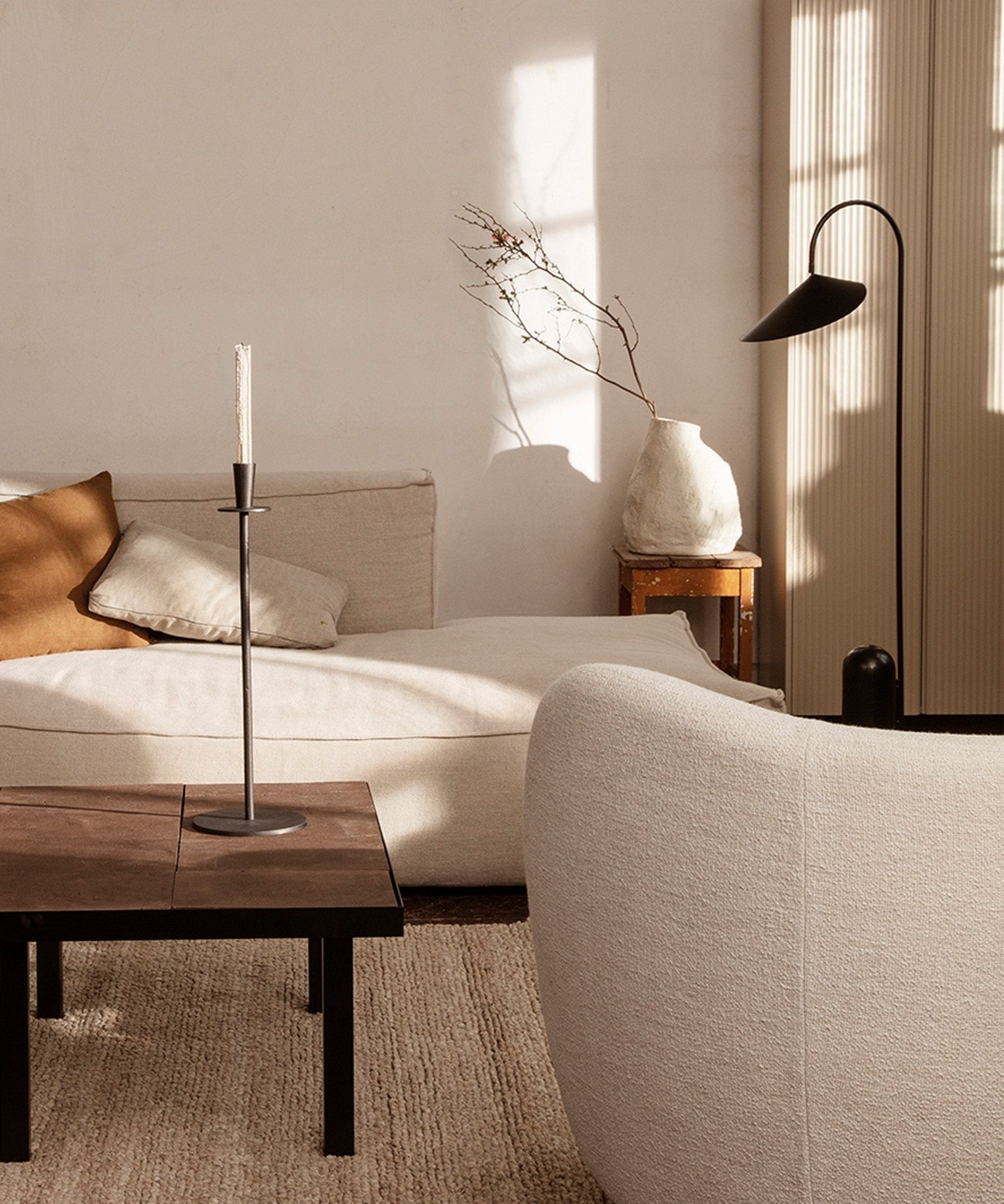 Arum Leaf Shaped Shade Standing Light with Elegant Marble Base for Modern Interiors