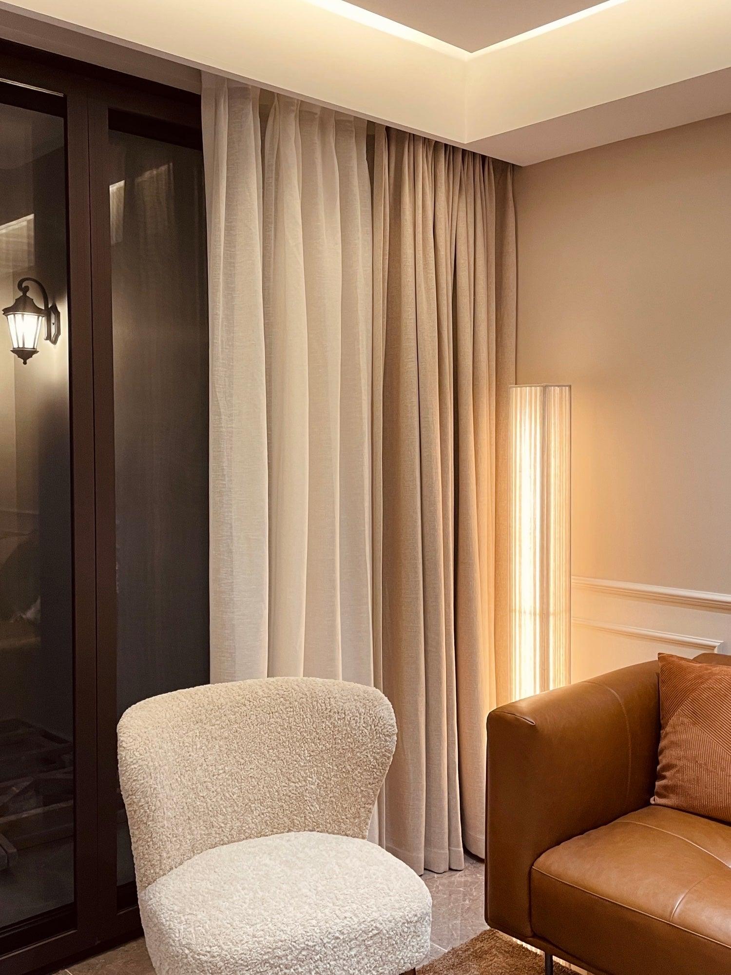elegant-minimalist-fabric-cylinder-standing-lamp-with-natural-wood-base