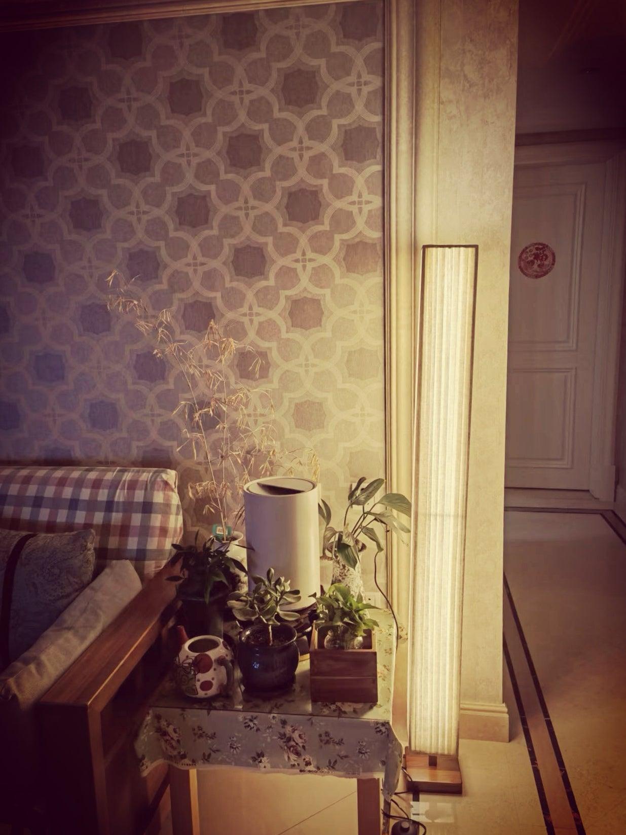 elegant-minimalist-fabric-cylinder-standing-lamp-with-natural-wood-base