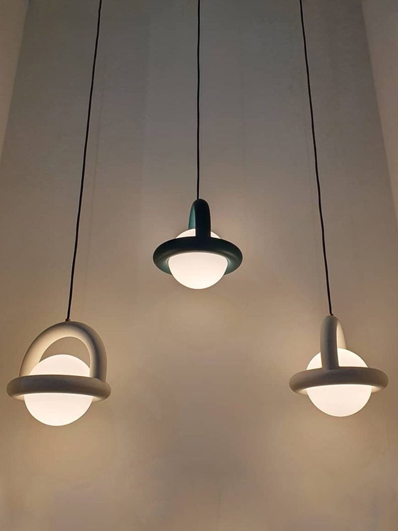modern-sphere-balloon-pendant-light-for-living-room-and-bedroom-decor