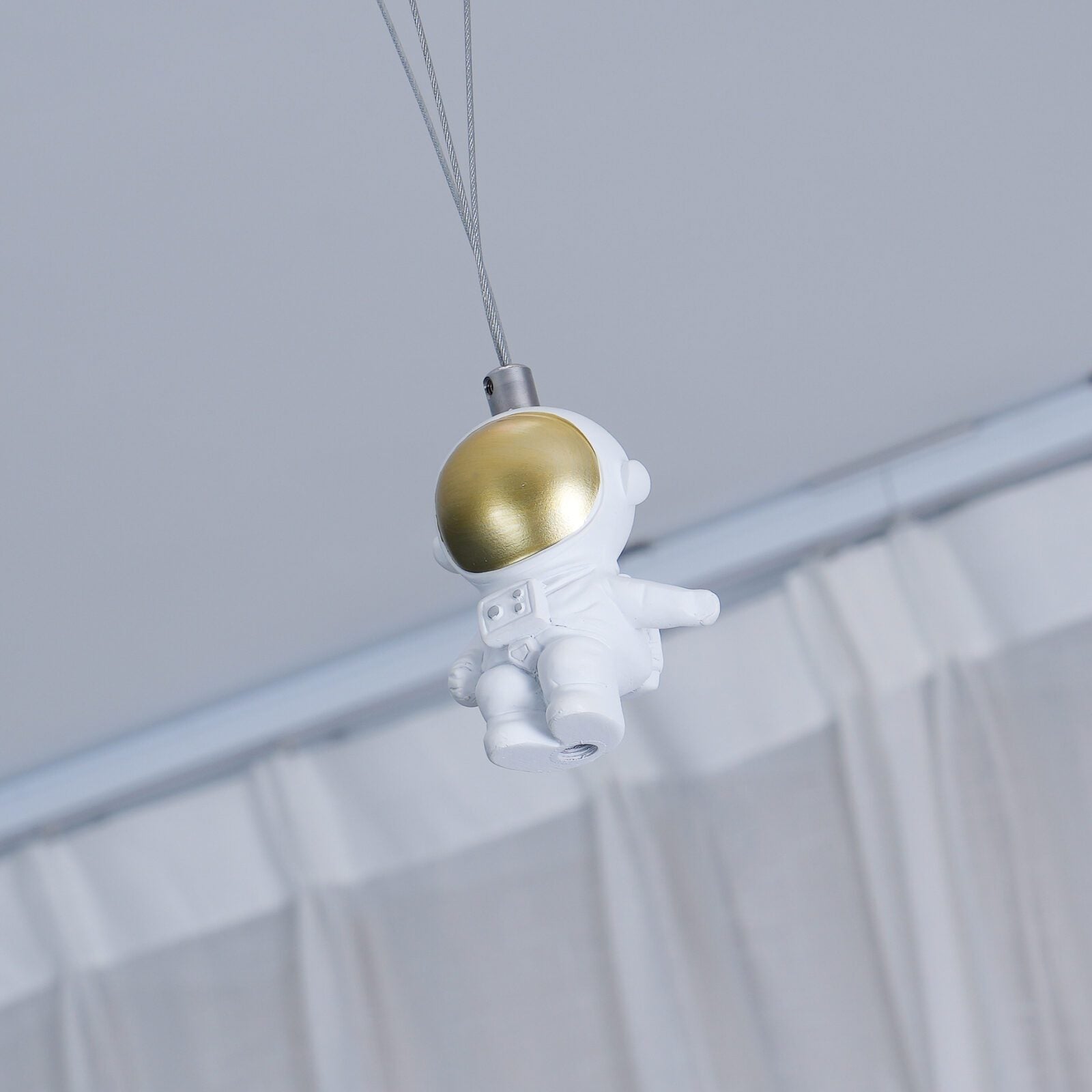 modern-balloon-cloud-led-ceiling-light-fixture-for-kids-bedroom-and-nursery-decor