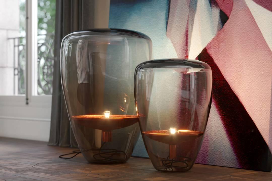 modern-hand-blown-glass-balloon-table-lamp-with-internal-reflector-for-ambient-living-spaces