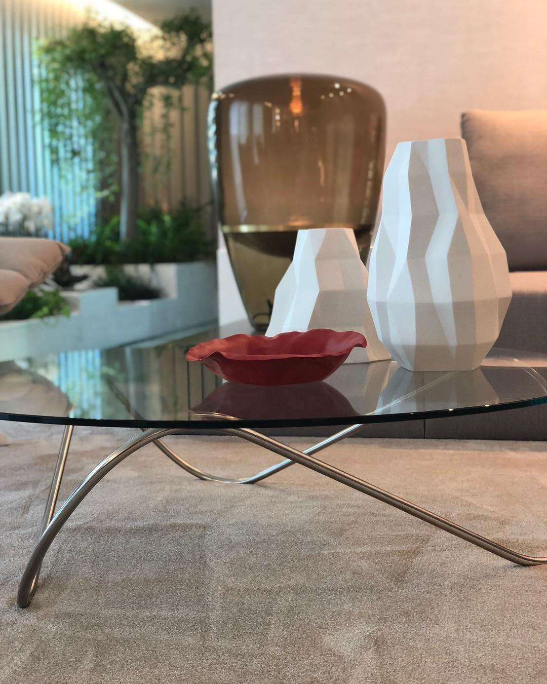 modern-hand-blown-glass-balloon-table-lamp-with-internal-reflector-for-ambient-living-spaces
