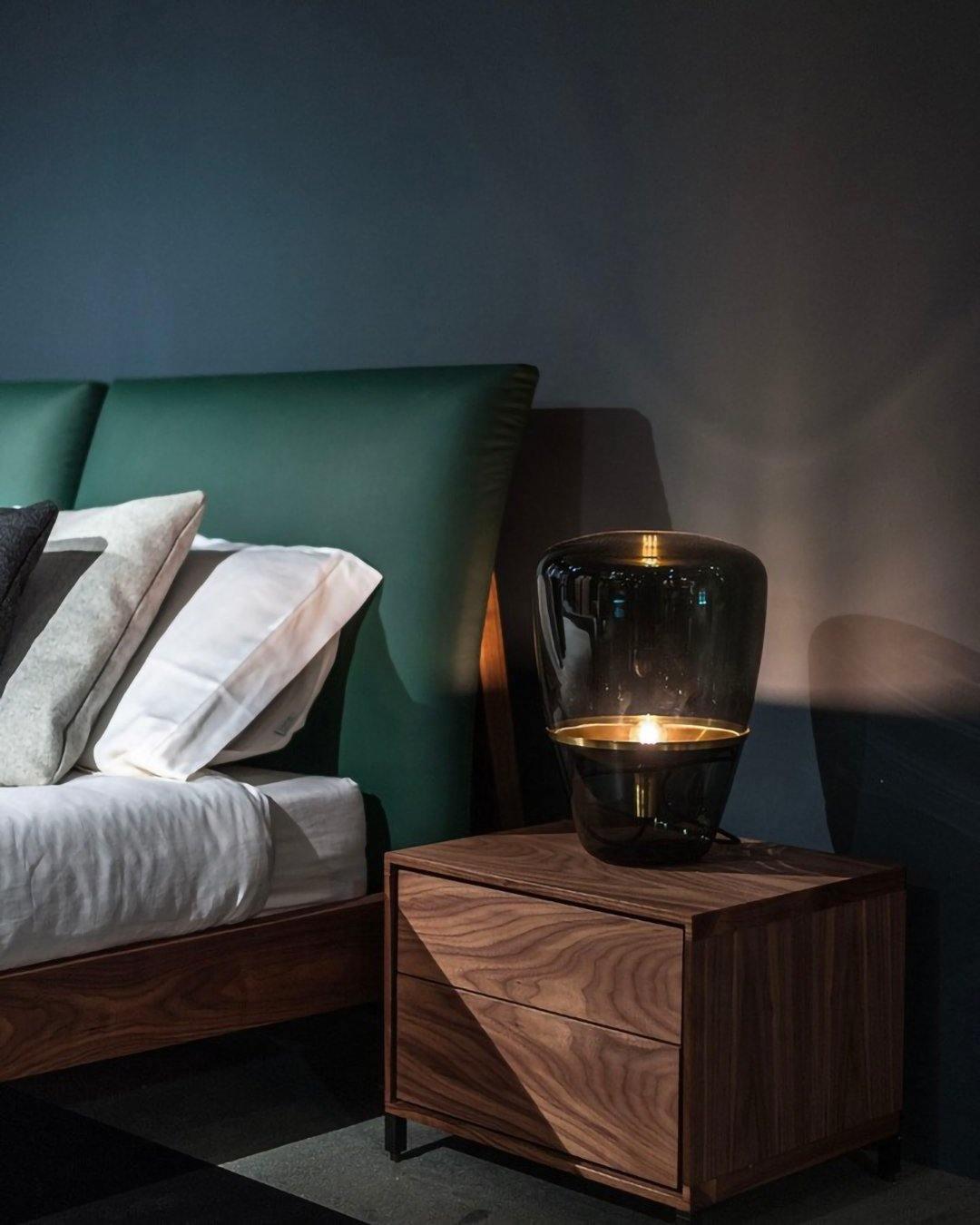 modern-hand-blown-glass-balloon-table-lamp-with-internal-reflector-for-ambient-living-spaces