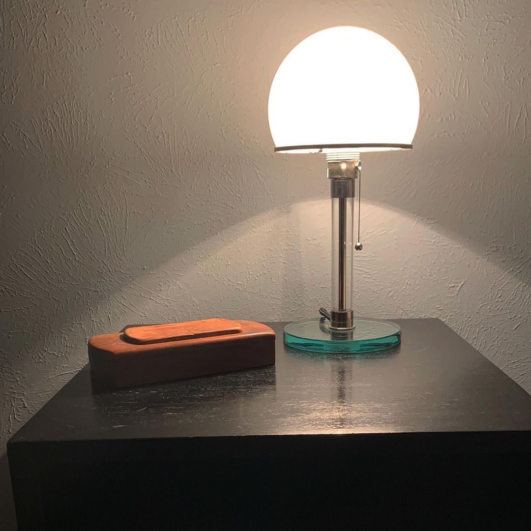 mid-century-modern-bauhaus-glass-table-lamp-wg-24-style-desk-light-with-pull-switch