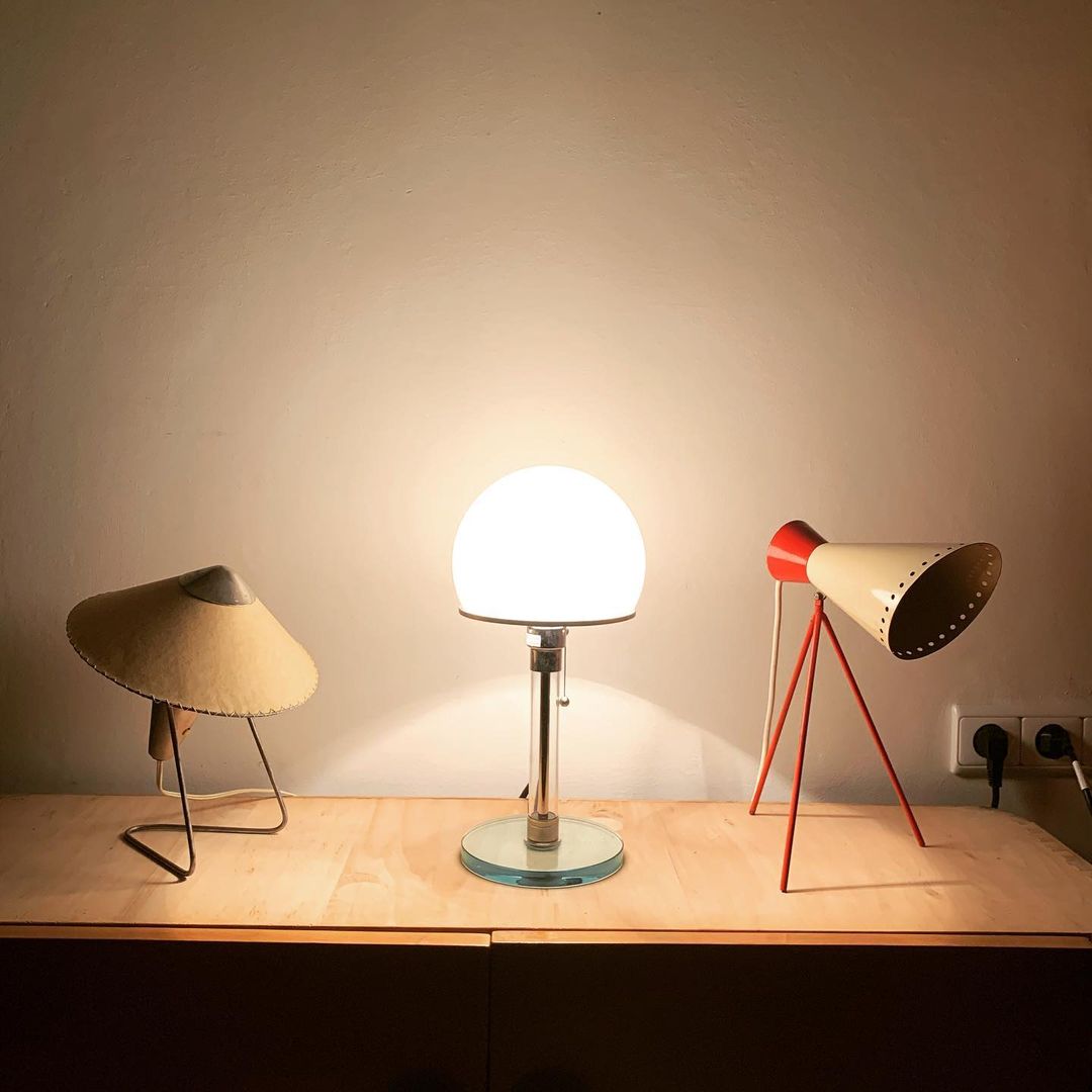 mid-century-modern-bauhaus-glass-table-lamp-wg-24-style-desk-light-with-pull-switch