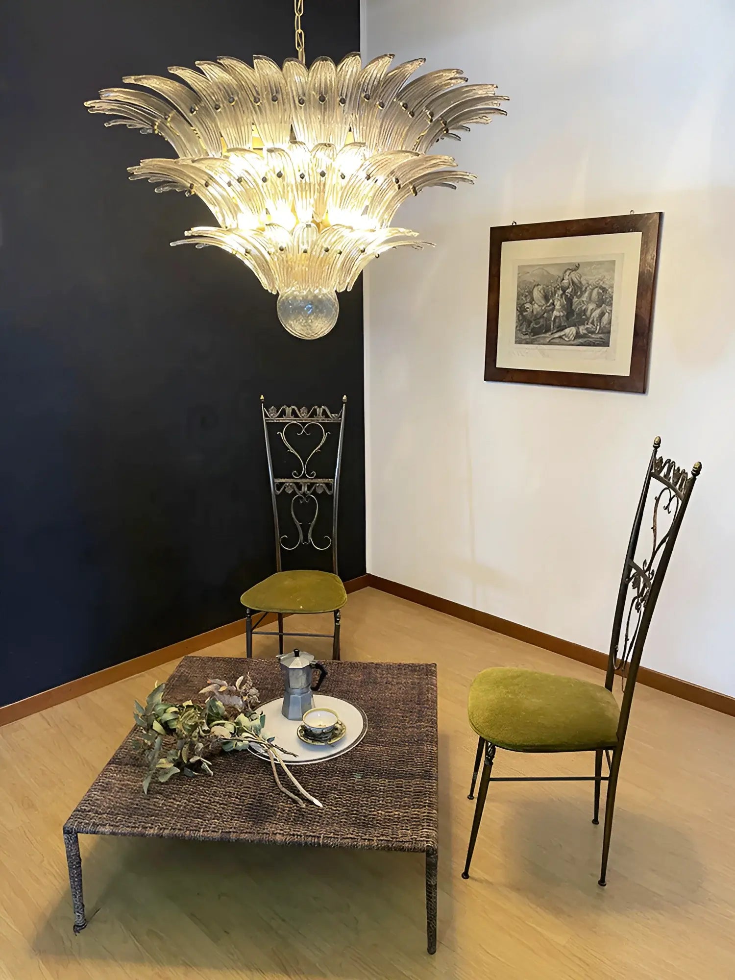elegant-murano-style-smoked-glass-palmette-chandelier-for-modern-luxury-interiors