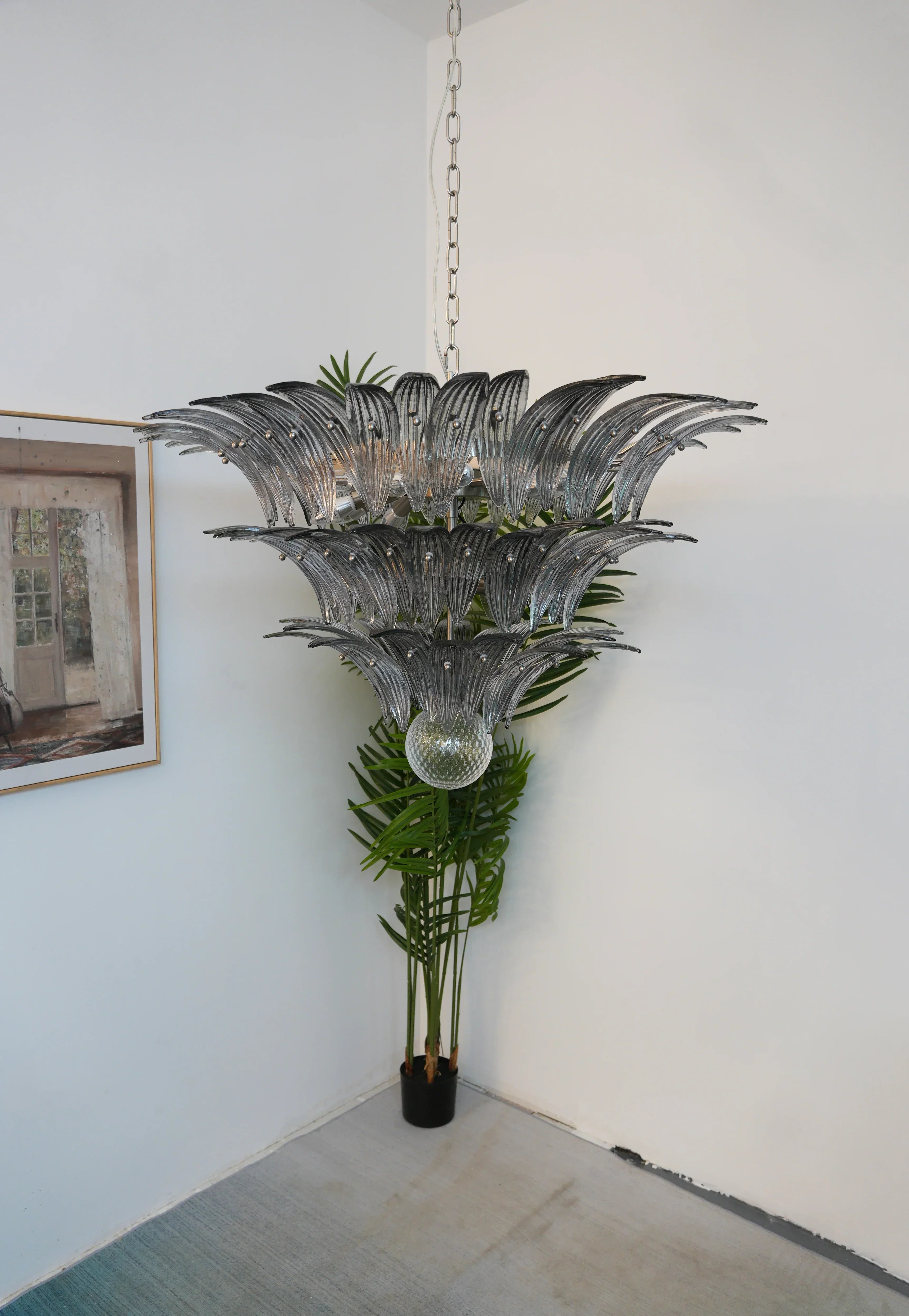 elegant-murano-style-smoked-glass-palmette-chandelier-for-modern-luxury-interiors