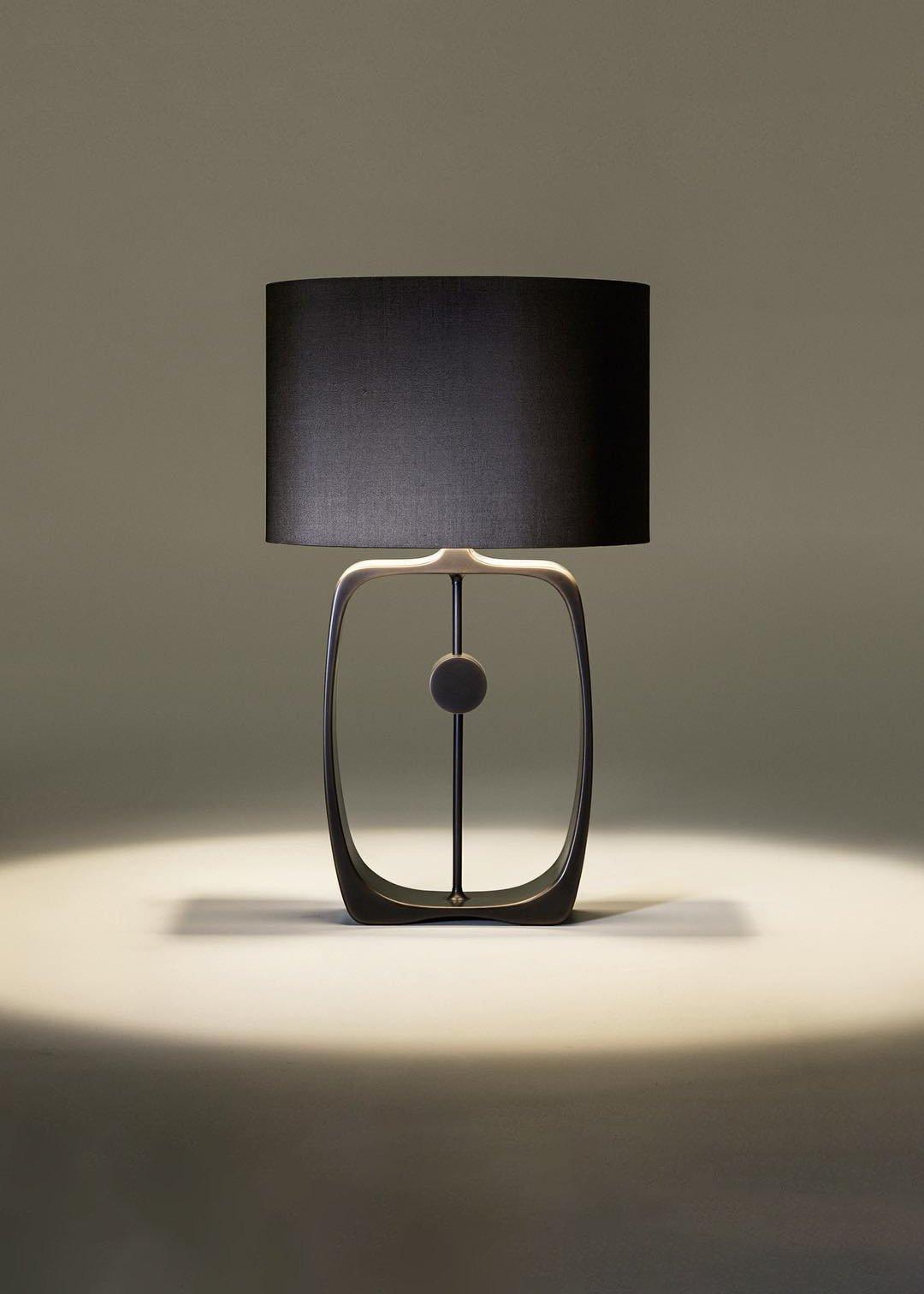 Modern Bell Pepper Sculptural Metal Table Lamp with Fabric Shade for Contemporary Bedside Lighting