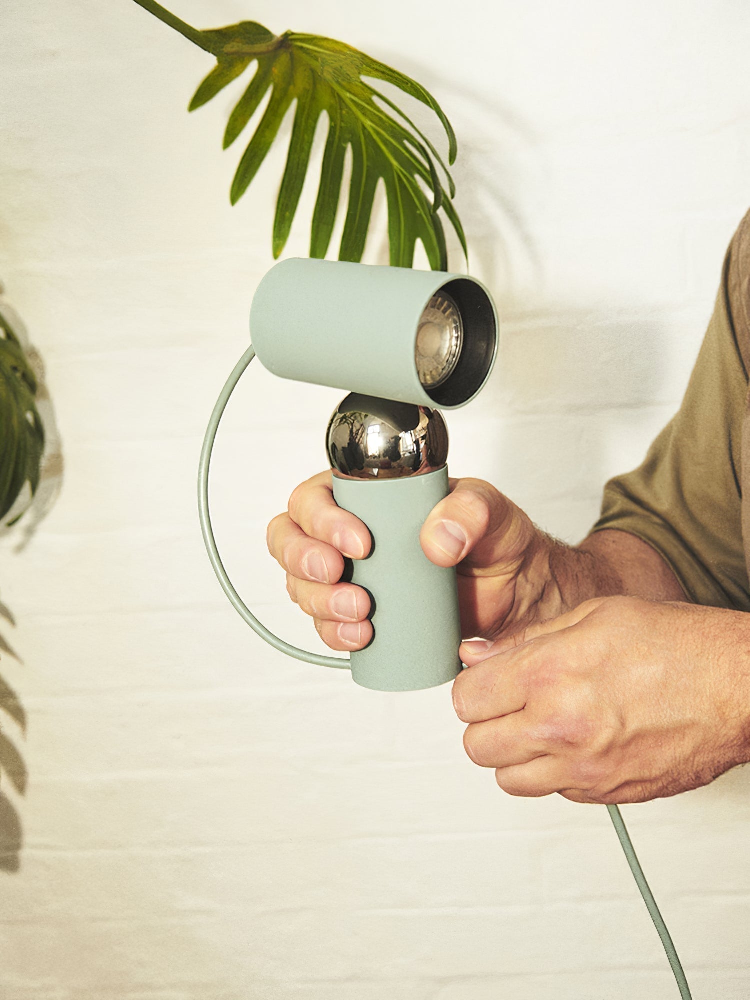 Modern Beam Task Table Lamp with Rotatable Magnetic Ball Joint for Office