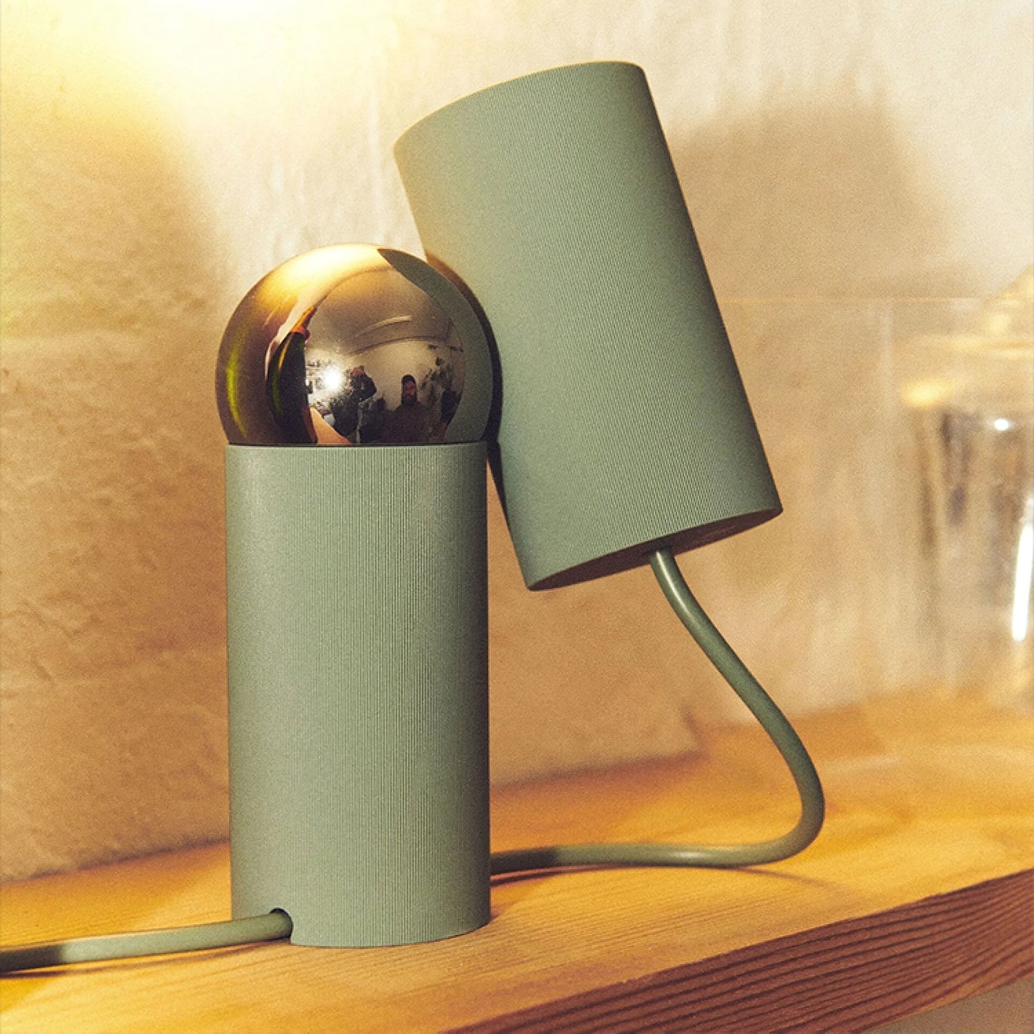 Modern Beam Task Table Lamp with Rotatable Magnetic Ball Joint for Office
