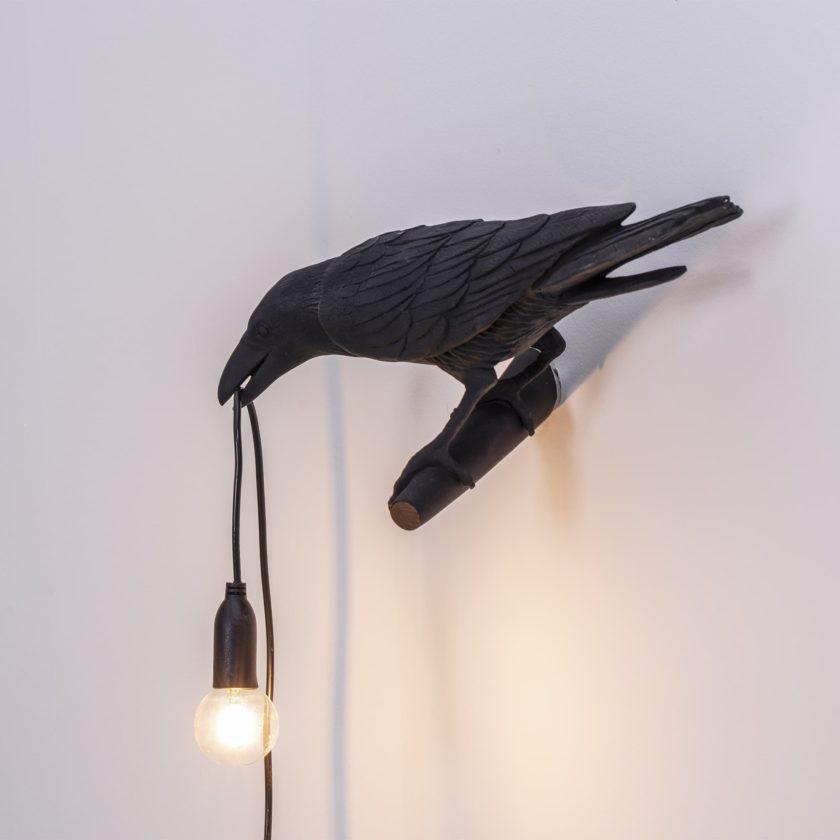 creative-resin-raven-bird-wall-sconce-modern-animal-lamp-for-bedroom-living-room