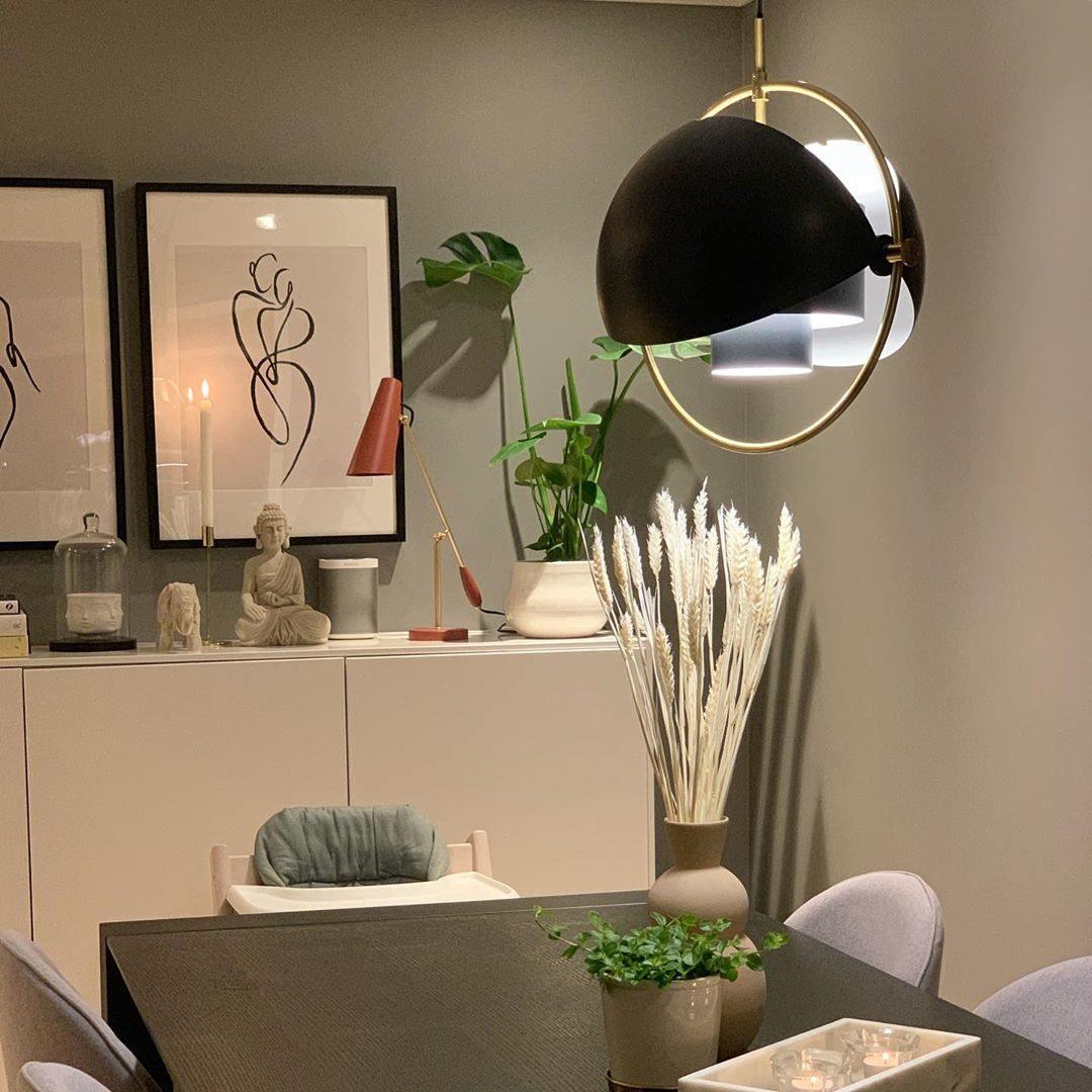 modern-birdy-table-lamp-with-adjustable-arm-and-minimalist-steel-design