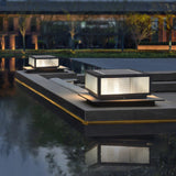 modern-outdoor-garden-pathway-light-with-solar-and-wired-power-options