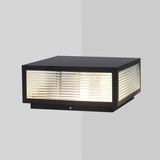 modern-outdoor-garden-pathway-light-with-solar-and-wired-power-options