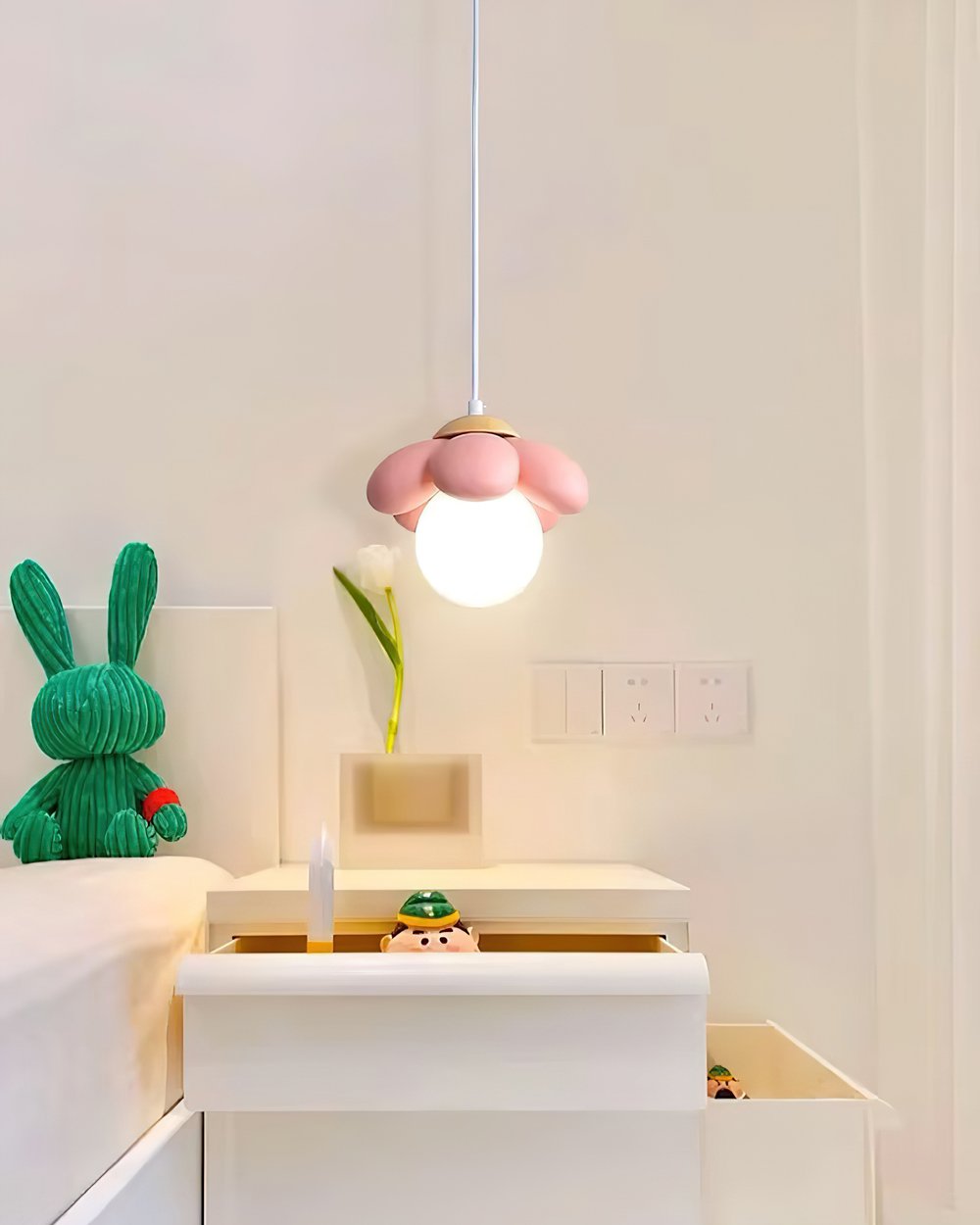bloom-flower-pendant-light-wood-and-resin-g9-led-hanging-ceiling-lamp-for-living-room-and-bedroom